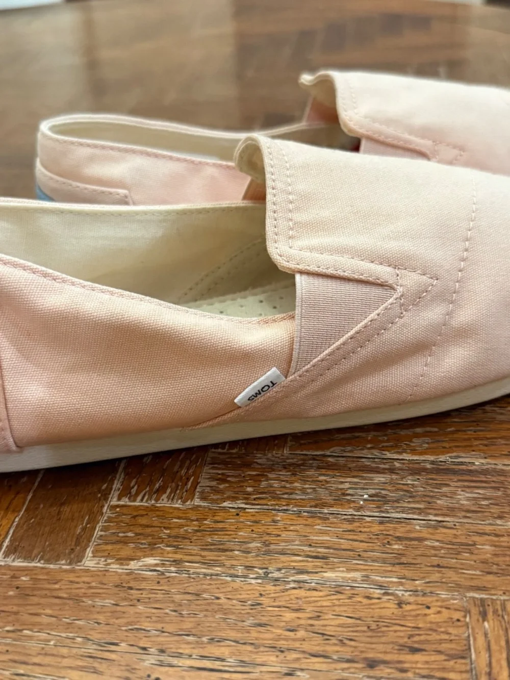 Tom’s Women’s 8.5